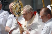 Jubileusz 100 lecia Parafii św. Antoniego w Kotuniu - Procesja Eucharystyczna